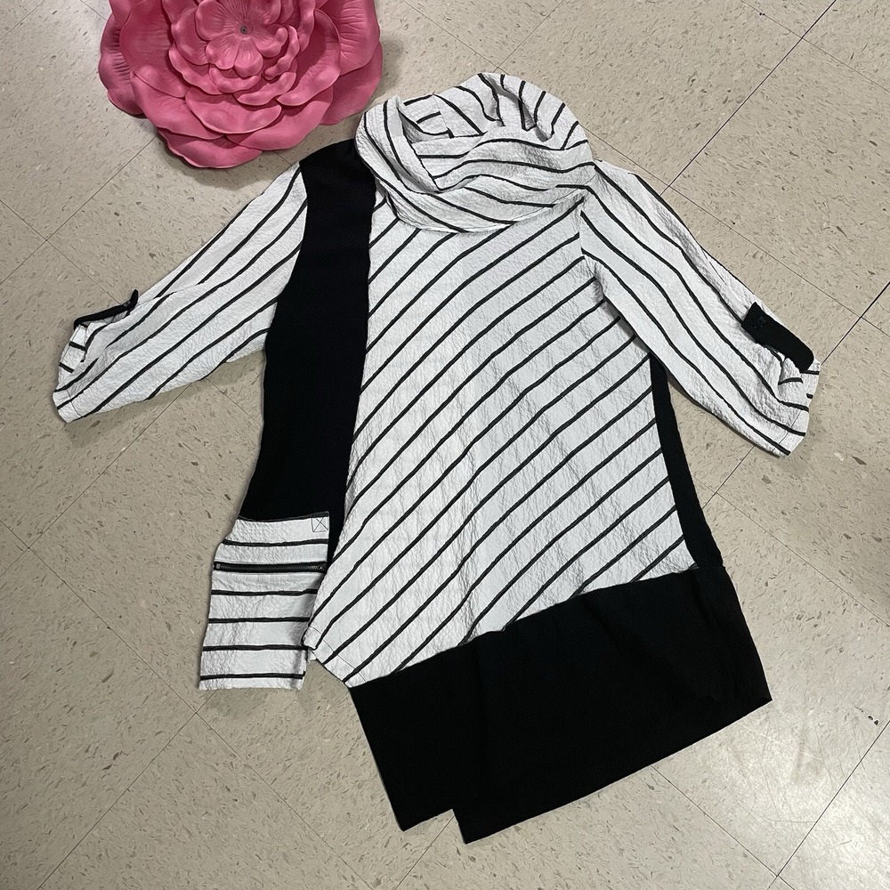 ALI MILES Sz Large Black/White Striped Top Cowl Neck Asymmetric Pocket Lagenlook